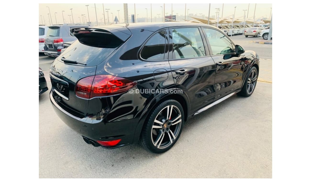Used Porsche Cayenne GTS 2014 for sale in Sharjah 539627