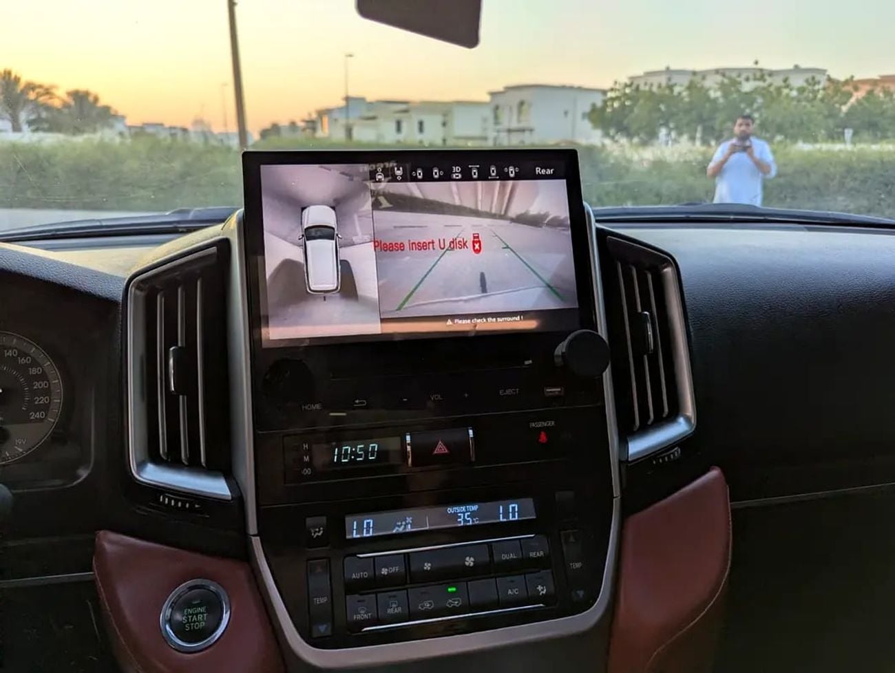Toyota Land Cruiser VXR GCC Specs