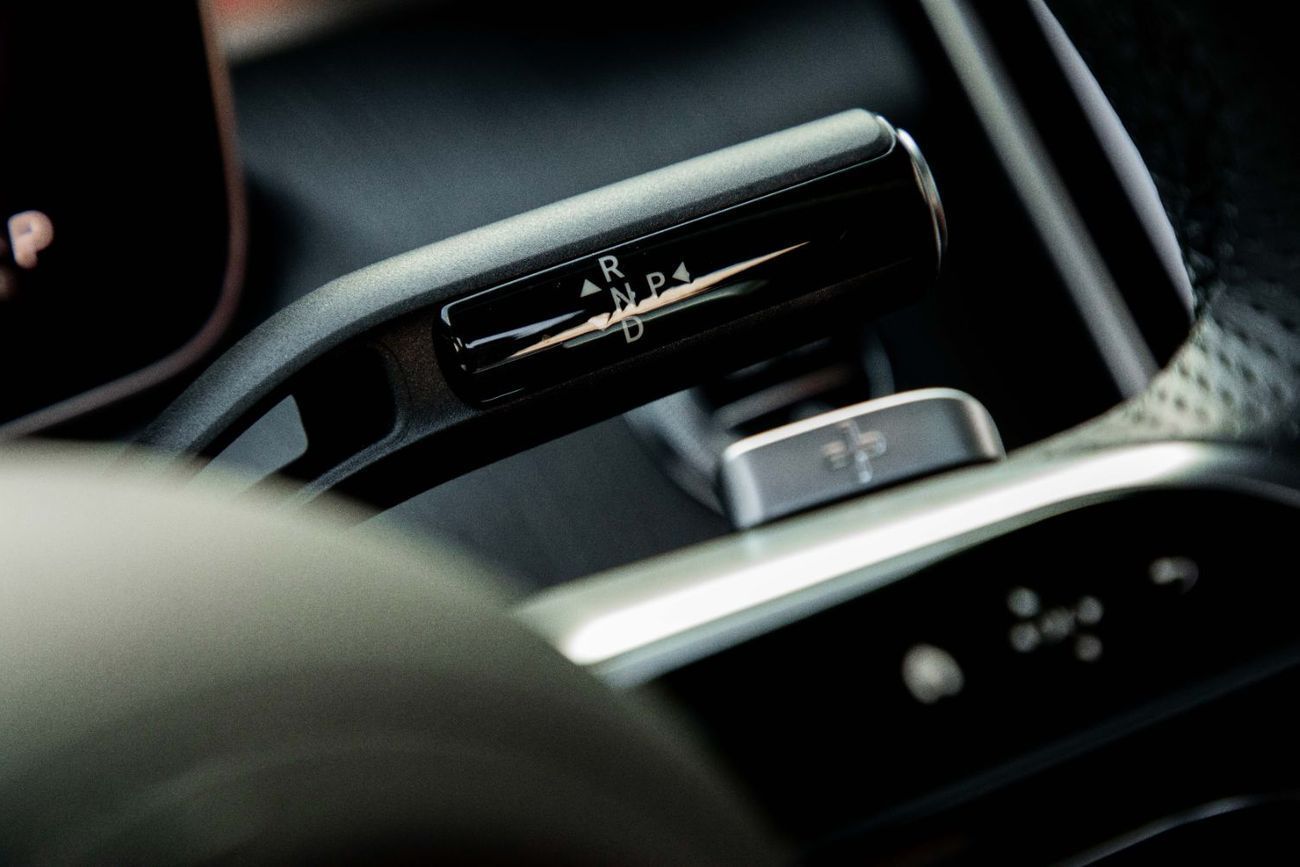 Mercedes-Benz C 200 C200 | 4,347 P.M  | 0% Downpayment | PREMIUM || LOW KM'S || IMMACULATE!