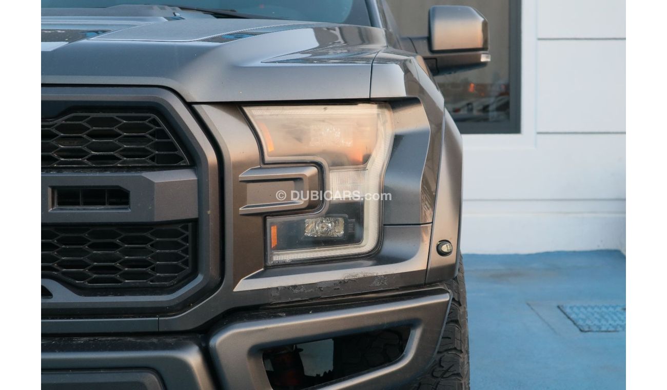 فورد F 150 SVT رابتر