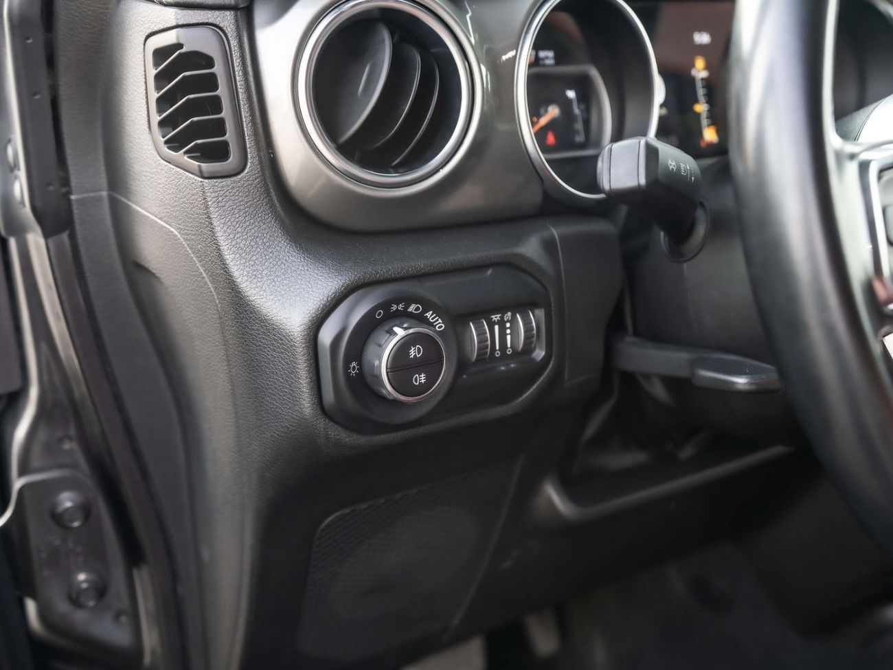 Jeep Wrangler SAHARA