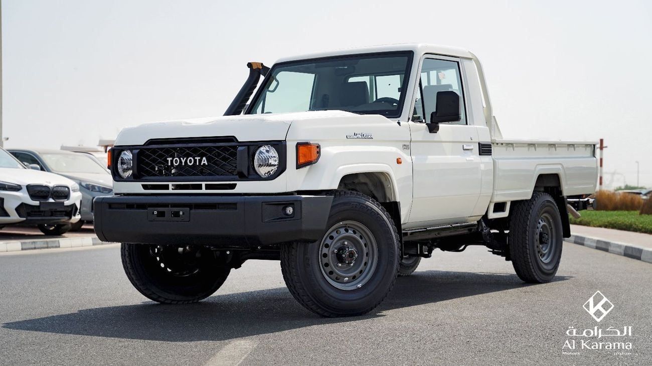تويوتا لاند كروزر بيك آب LC79 | 2.8L Diesle 4x4 | Power Mirror | Power Haul | Automatic | Diff Lock