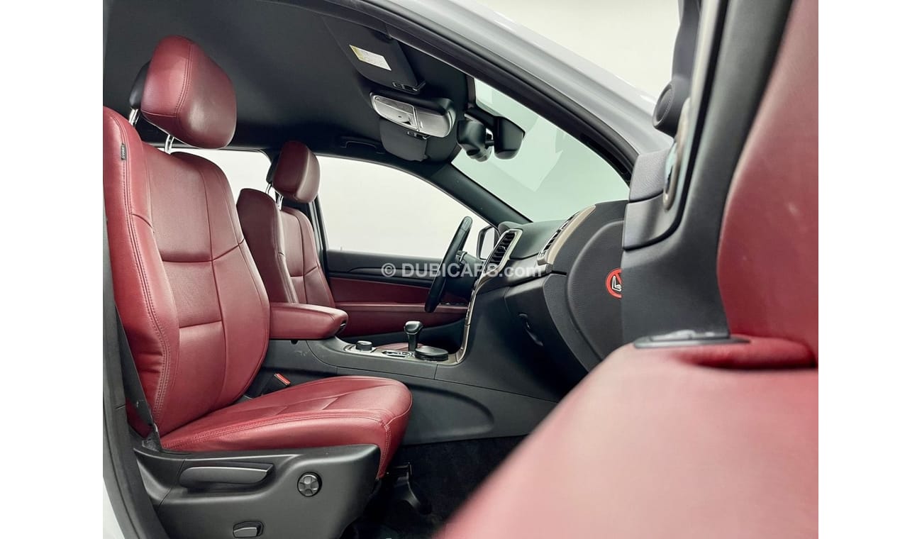 Jeep Grand Cherokee 2015 Jeep Grand Cherokee Laredo, Full Jeep Service History, Low Kms, GCC Specs