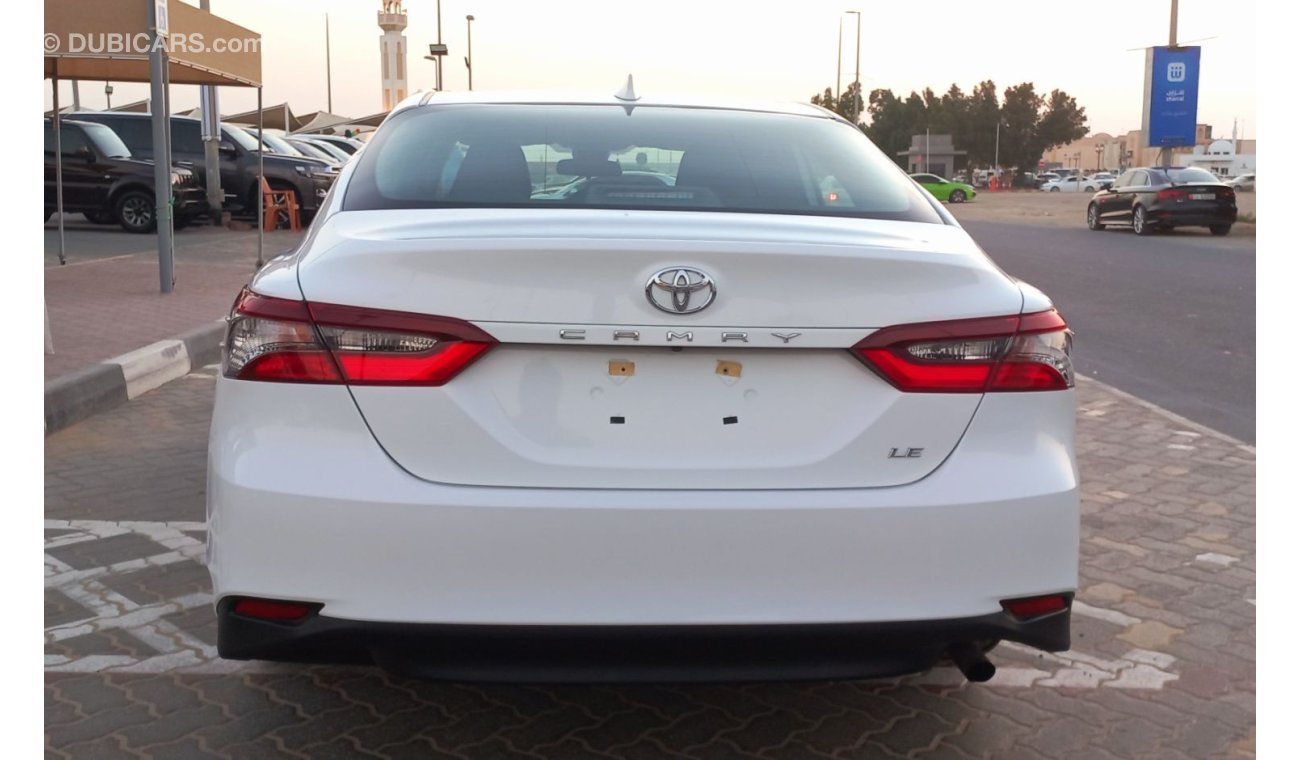 Toyota Camry LE Toyota Camry 2021