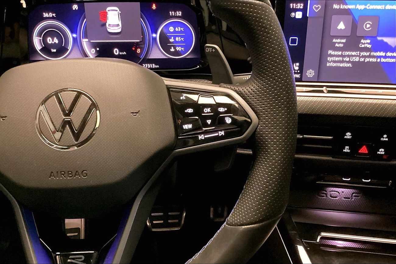 فولكس واجن جولف R | National Day Celebration | شامل الضمان | 0 ﺪﻔﻋﺓ ﺃﻮﻟﻯ