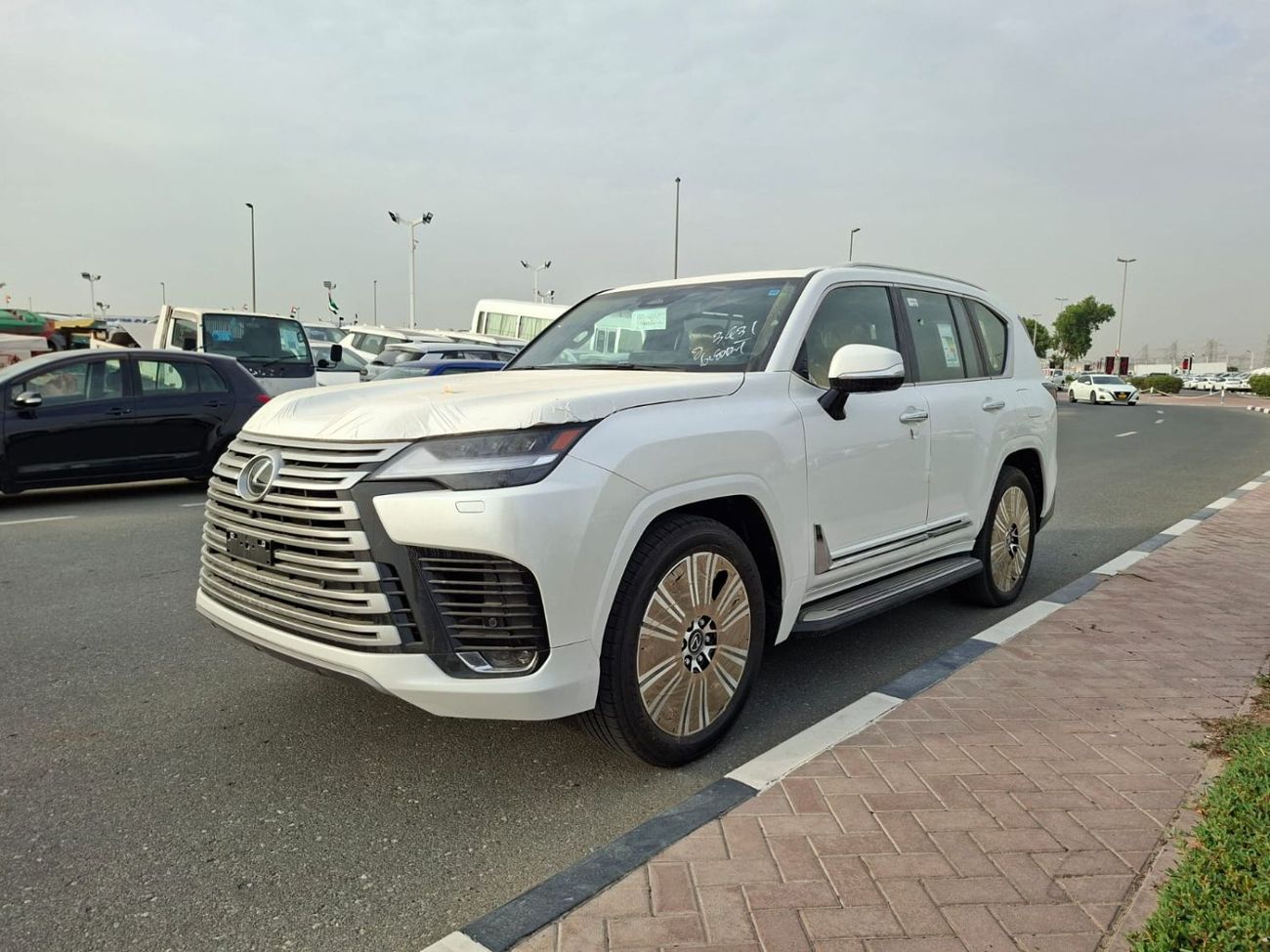 Lexus LX 600 LEXUS LX600 SIGNATURE 2026 SAUDI SPECS