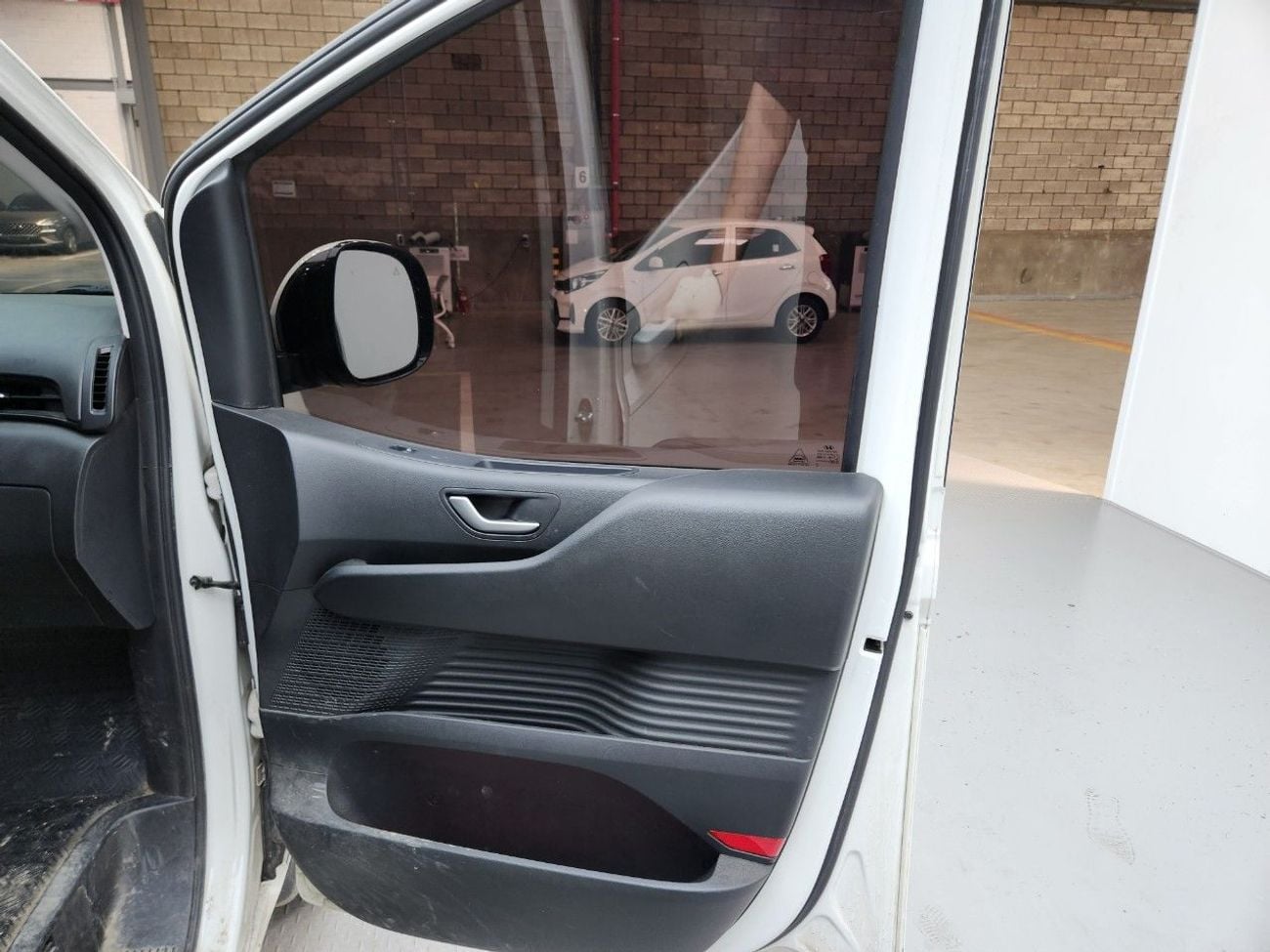 Hyundai Staria 2022 HYUNDAI STARIA (D) 2.2 Tourer 9seat Modern