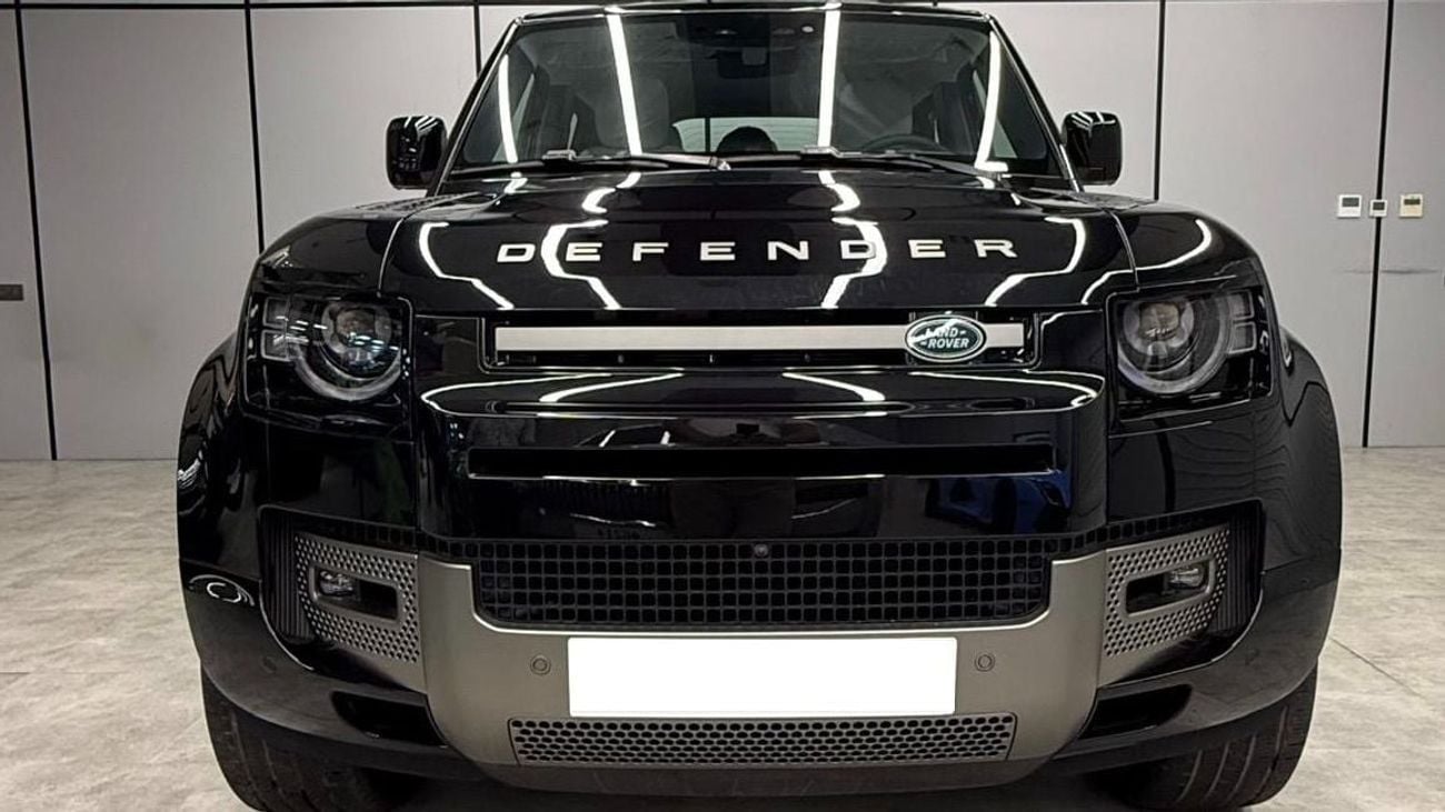 لاند روفر ديفندر 110 X-Dynamic HSE P400 3.0L