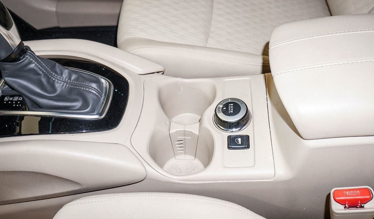 Nissan XTrail 2.5L  AWD