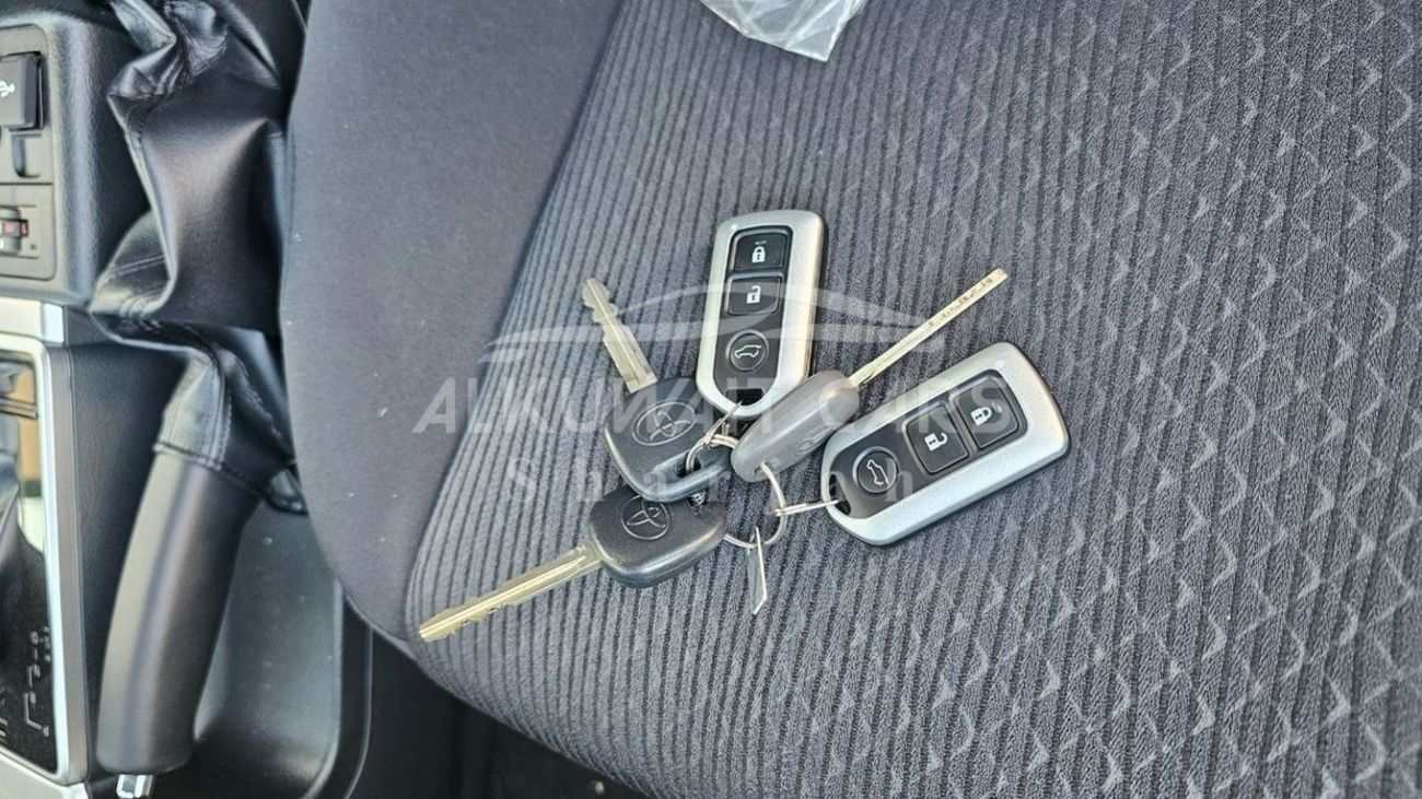 تويوتا برادو Toyota Prado 2023 2.7 v4 5 seat petrol