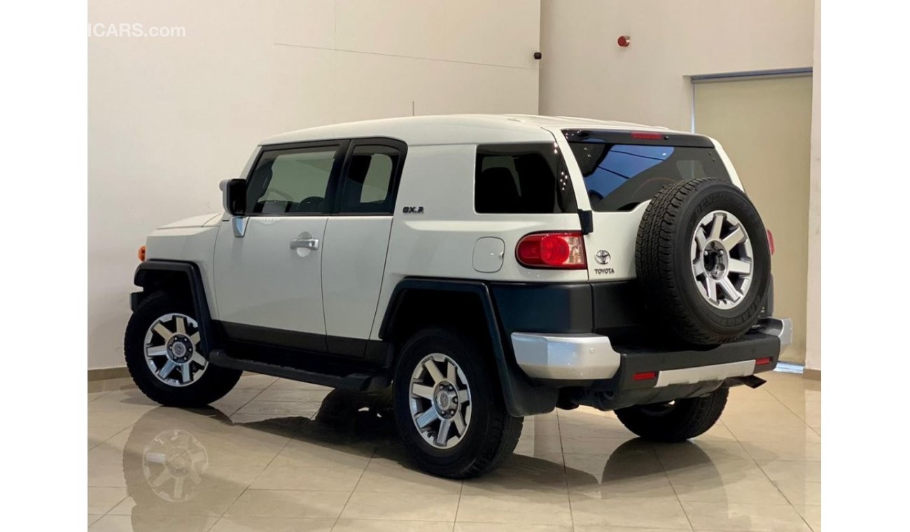 Toyota FJ Cruiser 2017 Toyota FJ Cruiser, Full Service History, Warranty, GCC