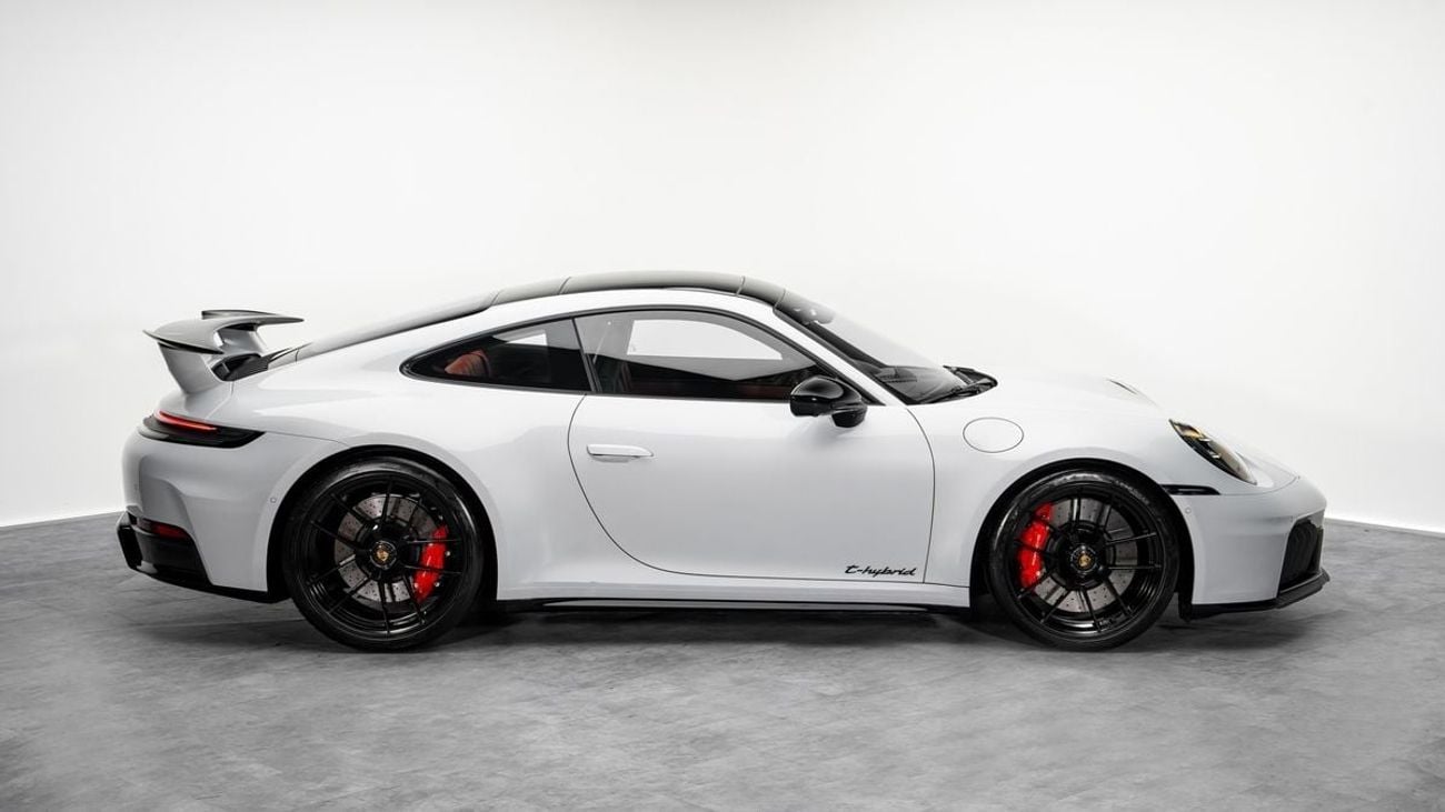 Porsche 911 CARRERA GTS - 2026 - GCC - Under Warranty