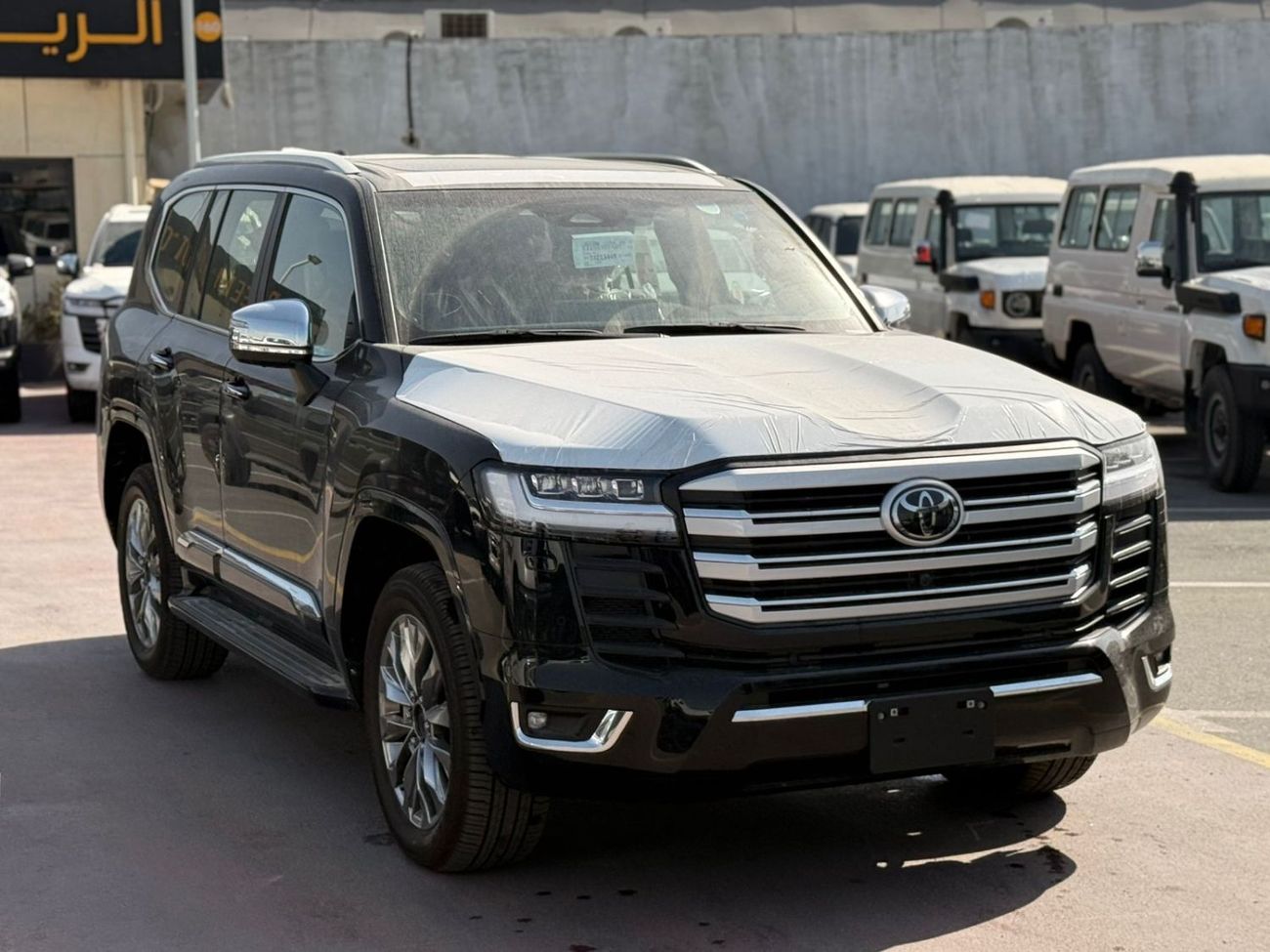 تويوتا لاند كروزر TOYOTA LAND CRUISER VXR 3.5