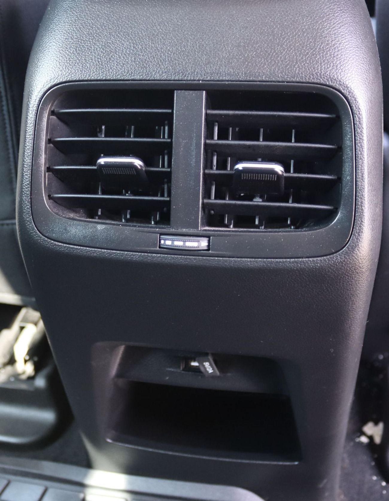 شيفروليه كابتيفا شيفورليه كابتيفا (Premier) 2021 -  خليجى محرك1.5L -  بدون حوادث 7 مقاعد  - بحاله ممتازه