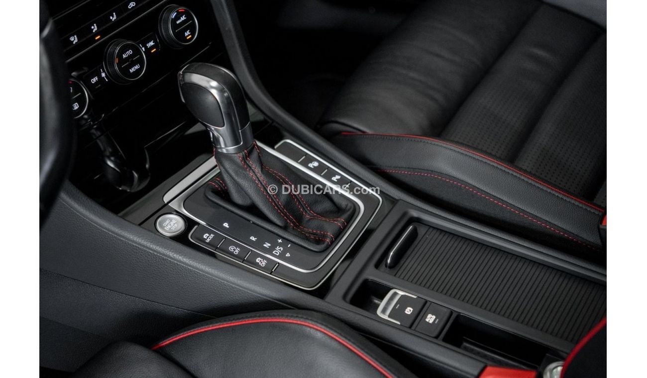 Volkswagen Golf GTI P1 2019 Volkswagen GTI / Full-Service History