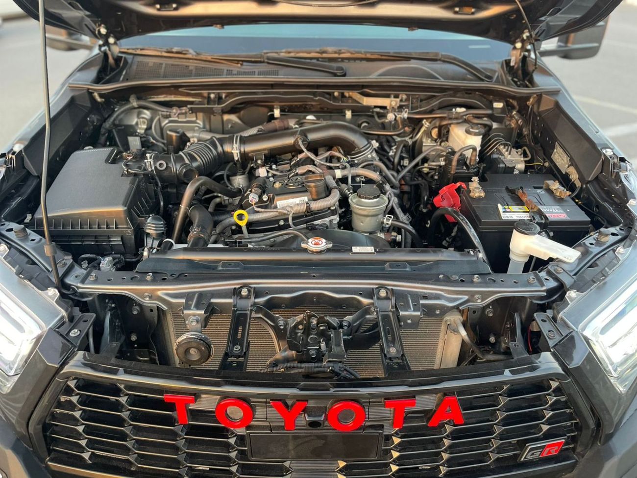 Toyota Hilux 2019 Toyota Hilux Revolution Edition - 4x4 | GCC Specs | Full Off-Road Build