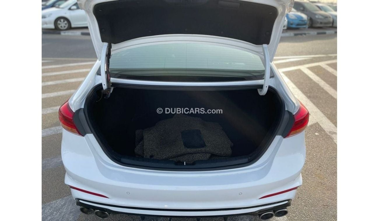 Hyundai Elantra 2017 Hyundai Elantra Turbo ( Diesel ) / EXPORT ONLY