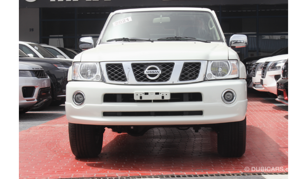 Nissan Patrol (2021) V6 SAFARI M/T, GCC, UNDER WARRANTY FROM LOCAL DEALER (Inclusive VAT)