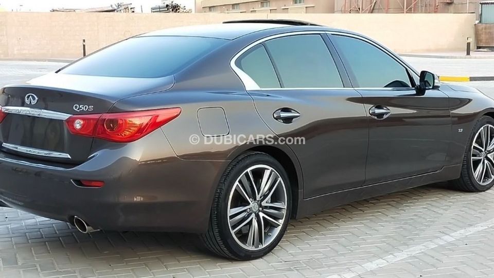 Used Infiniti Q50s 2016 for sale in Dubai 442990