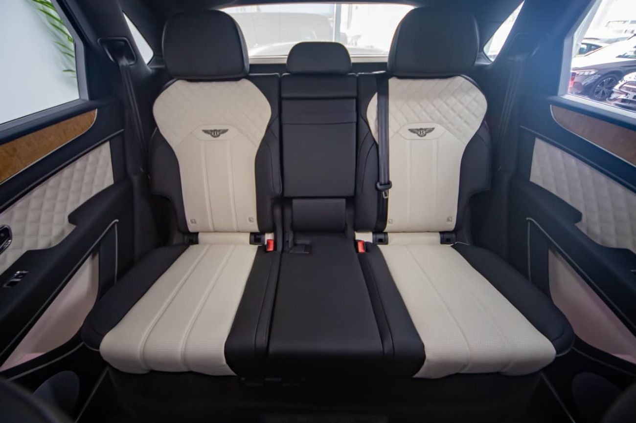 بنتلي بينتايجا Bentayga 4.0T