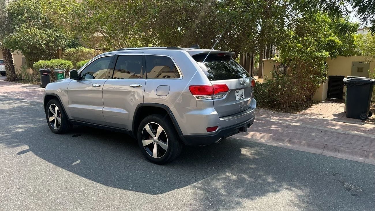 جيب جراند شيروكي Limited 3.6L