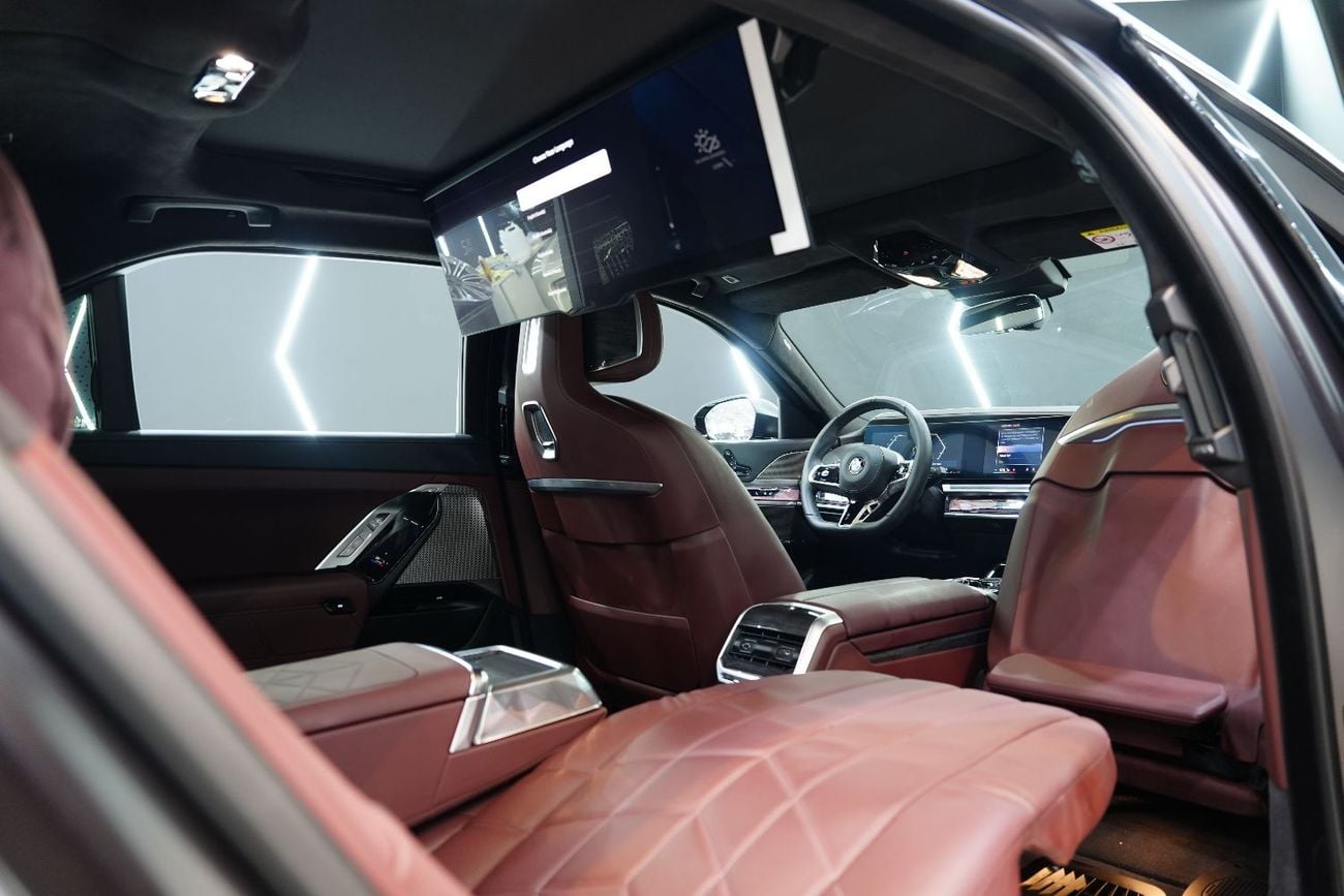BMW 740i Shadowline Exterior Pack, Executive Lounge, Theater Screen, AGMC Warr + Serv!!