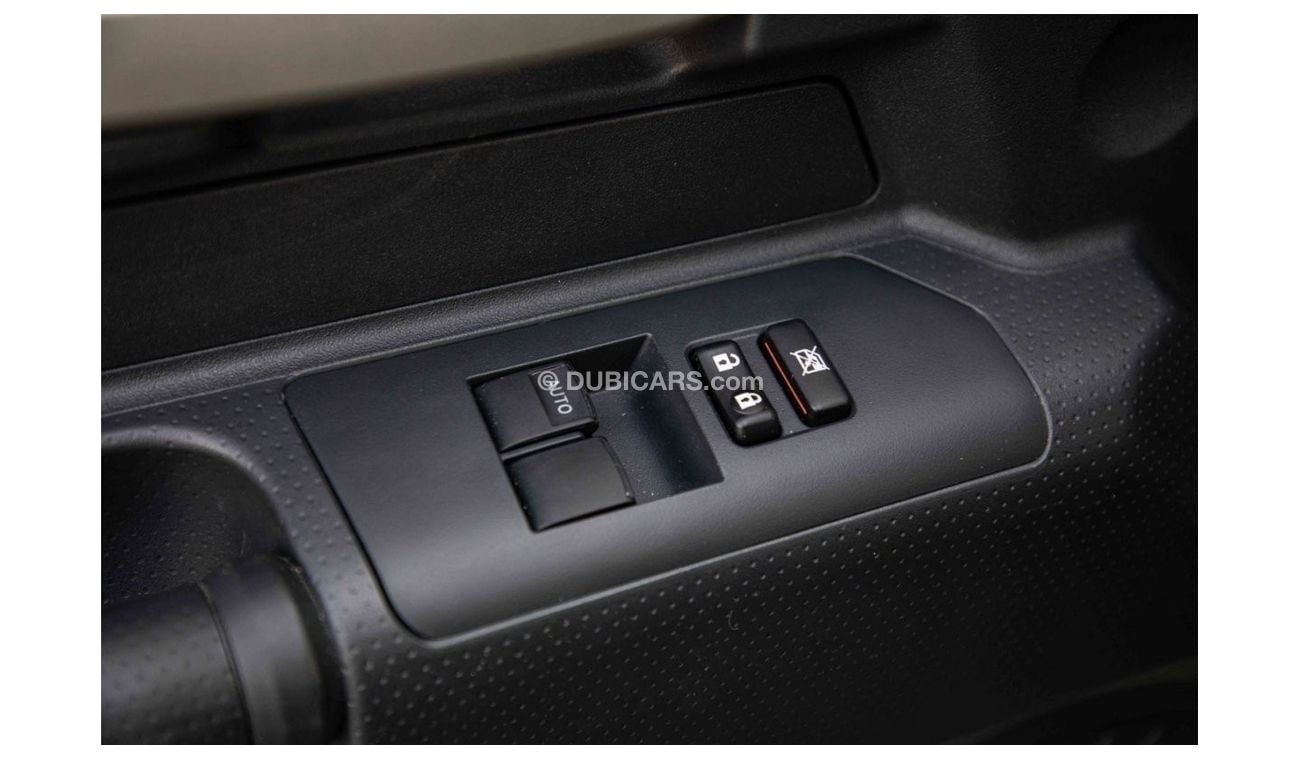 Toyota FJ Cruiser 2023 Toyota FJ Cruiser 4.0 STD Petrol A/T