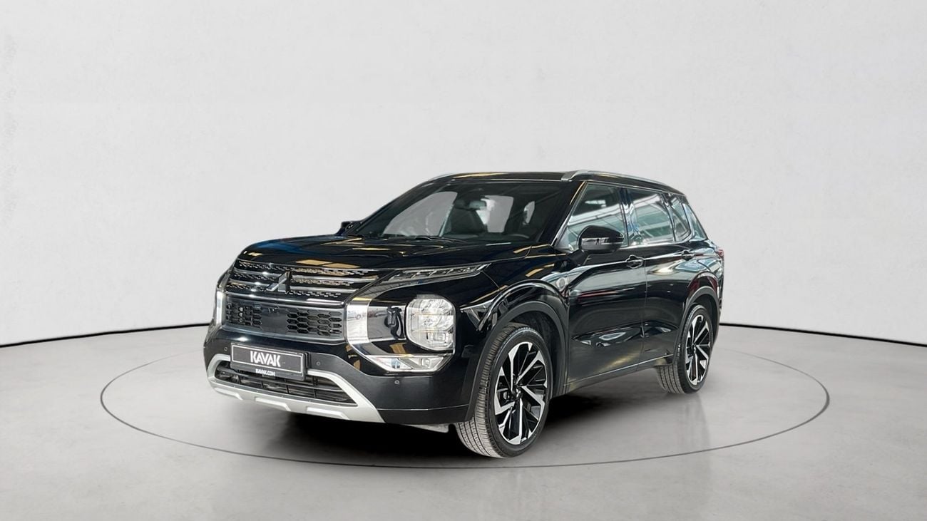 ميتسوبيشي آوتلاندر 2.5 GLX AUTO 4WD 7SEAT PREMIUM LAUNCH ED | شامل الضمان | 0 ﺪﻔﻋﺓ ﺃﻮﻟﻯ