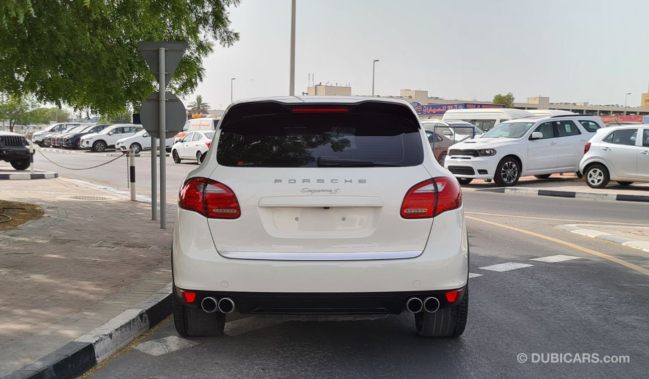 Porsche Cayenne S 2012 Full Option GCC Perfect Condition