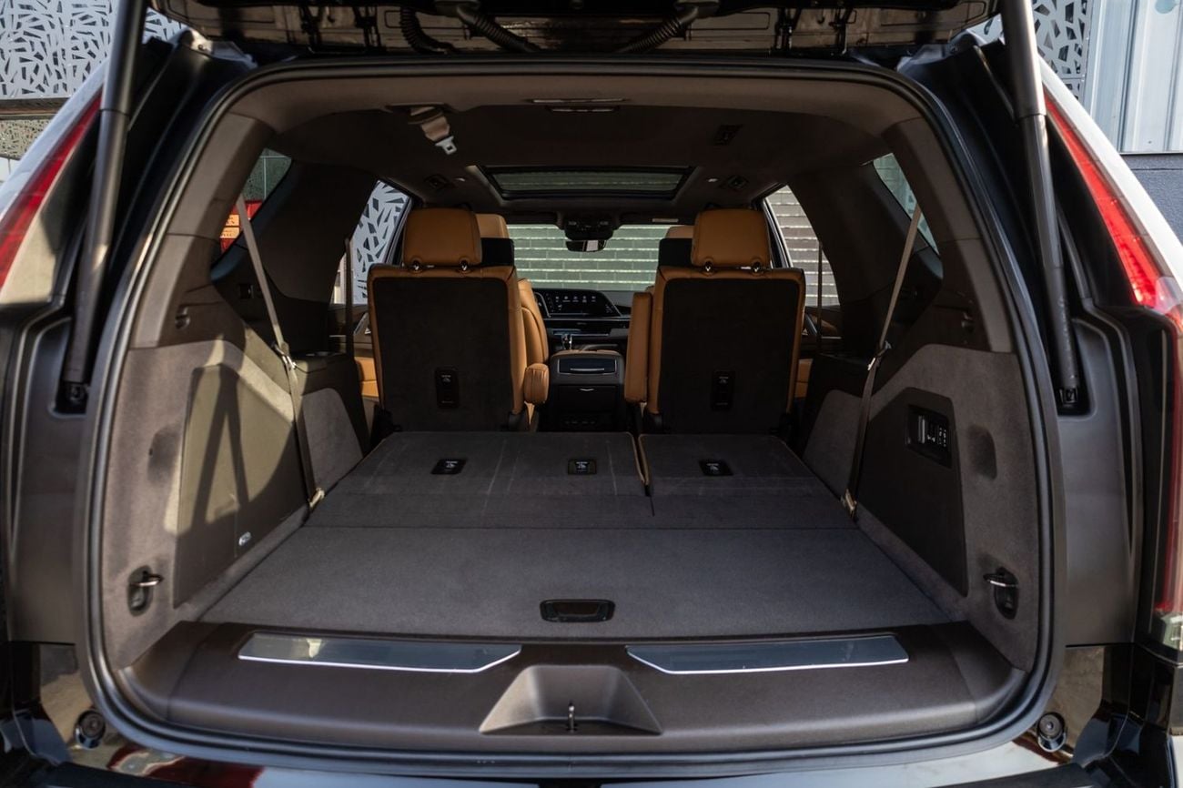كاديلاك إسكالاد Sport Platinum 6.2L 4WD