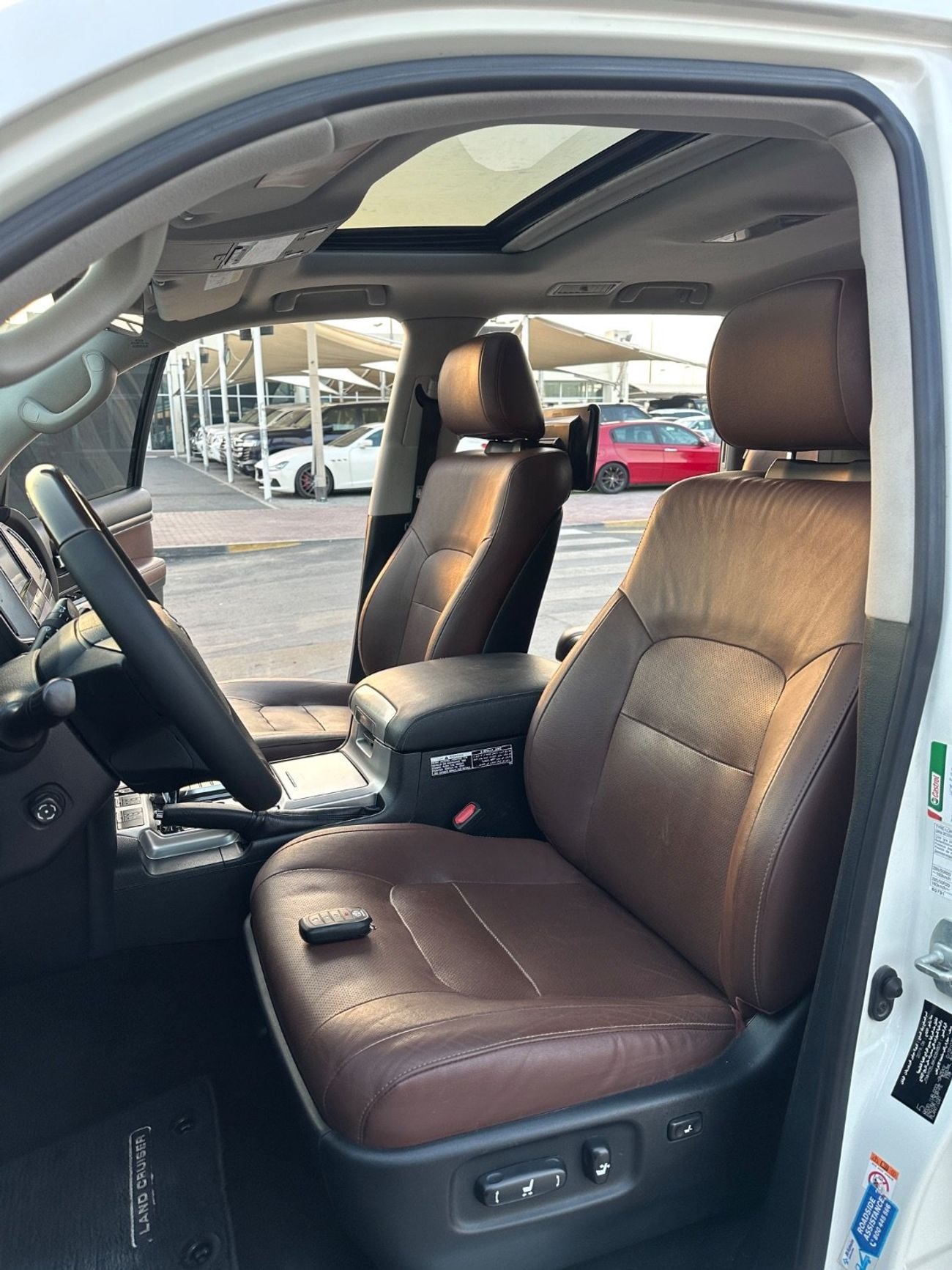 Toyota Land Cruiser VXR