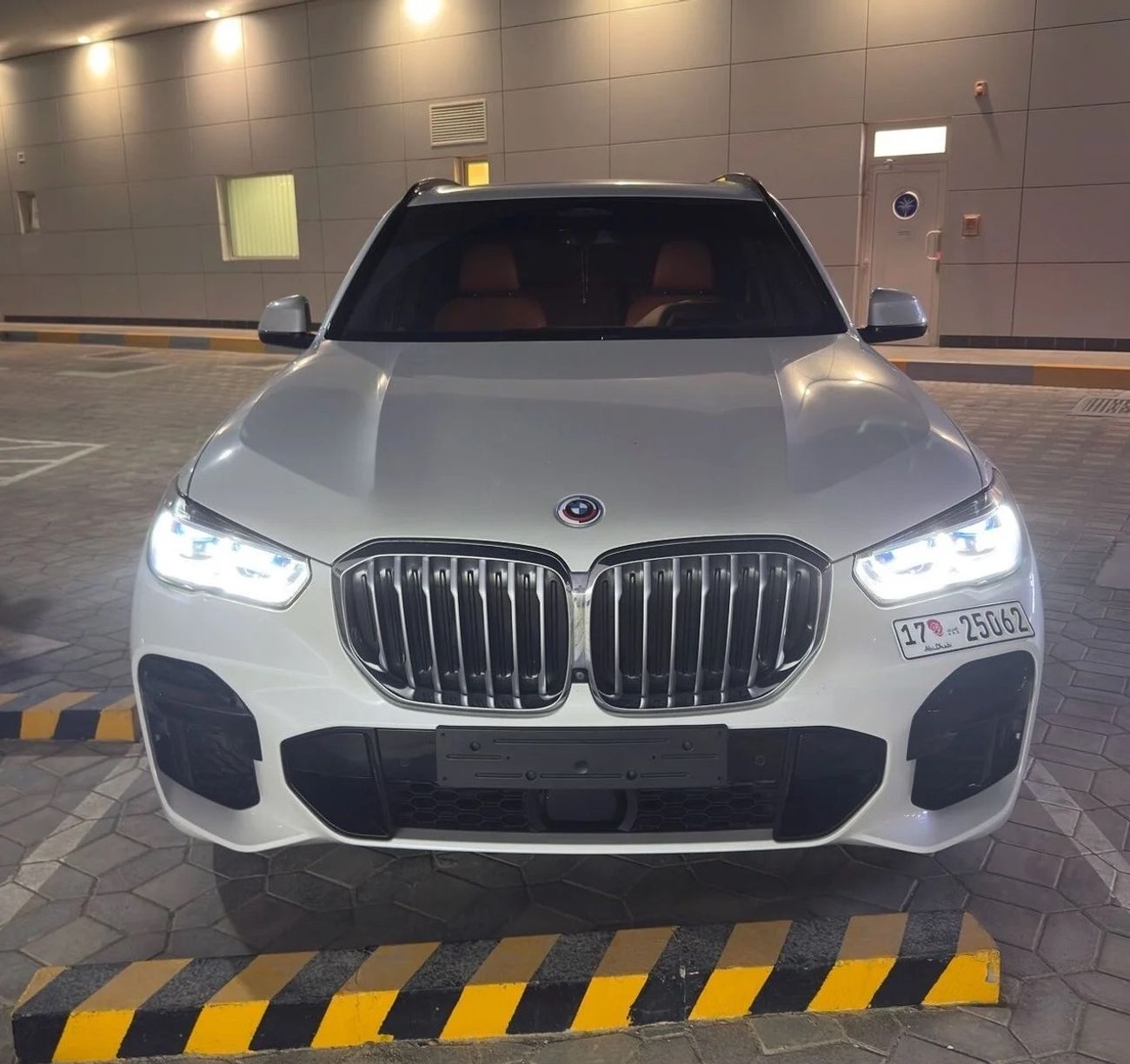 BMW X5 40i xDrive 3.0L