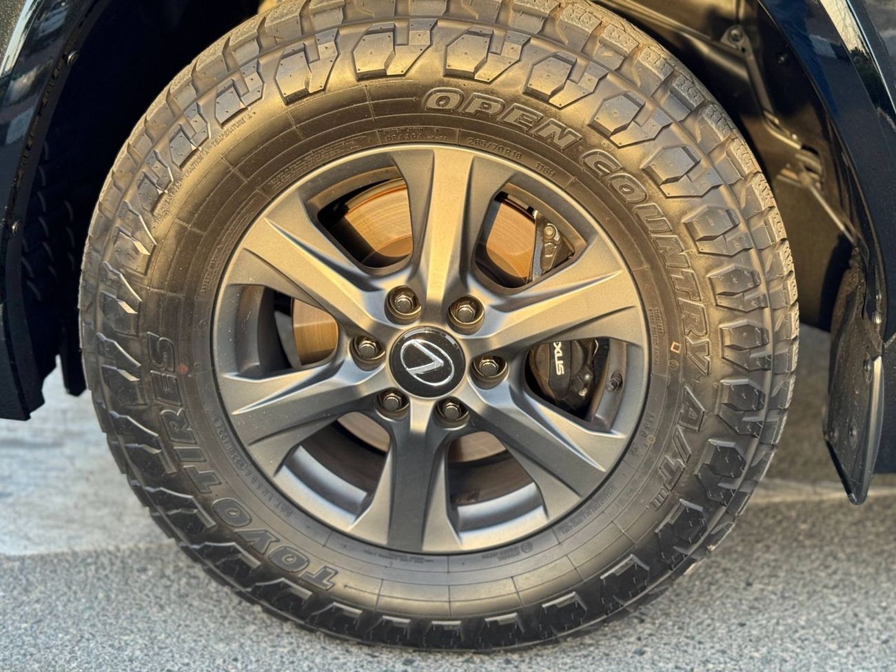 Lexus LX 700h Signature