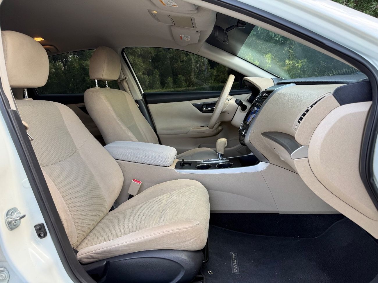 Nissan Altima SV 2.5L