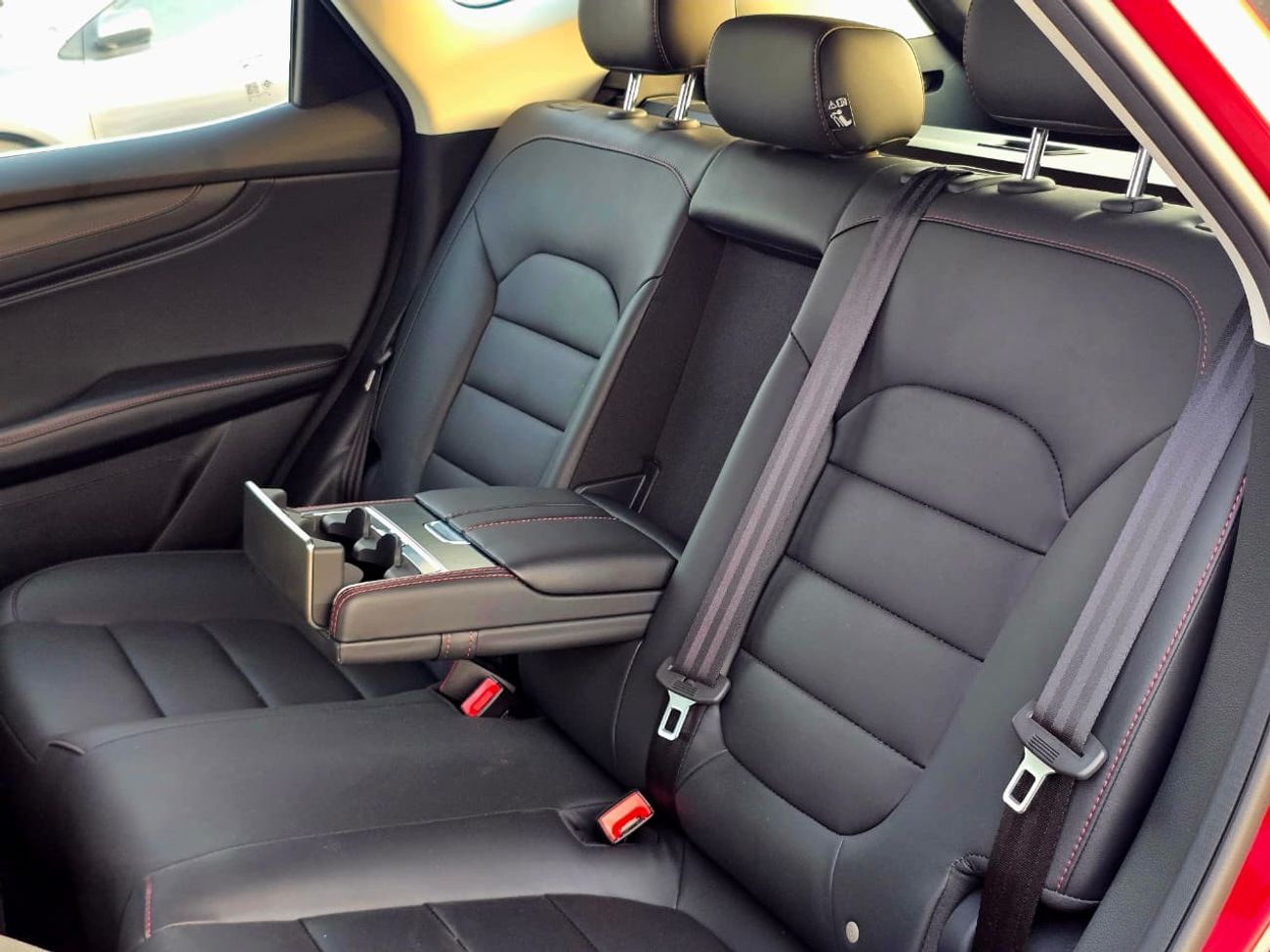 أم جي HS 2023 MG HS 2.0L Turbo Petrol GCC Specification