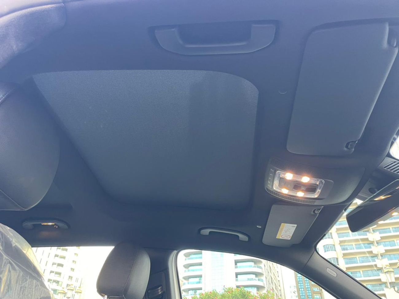 مرسيدس بنز GLB 200 GLB 200 ,PETROL 1.3L ,RIGHT HAND DRIVE ,ONLY FOR EXPORT AVAILABLE