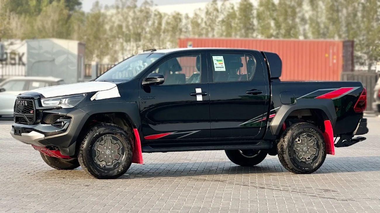 تويوتا هيلوكس Toyota Hilux 4.0L GR Sport Full option Automatic