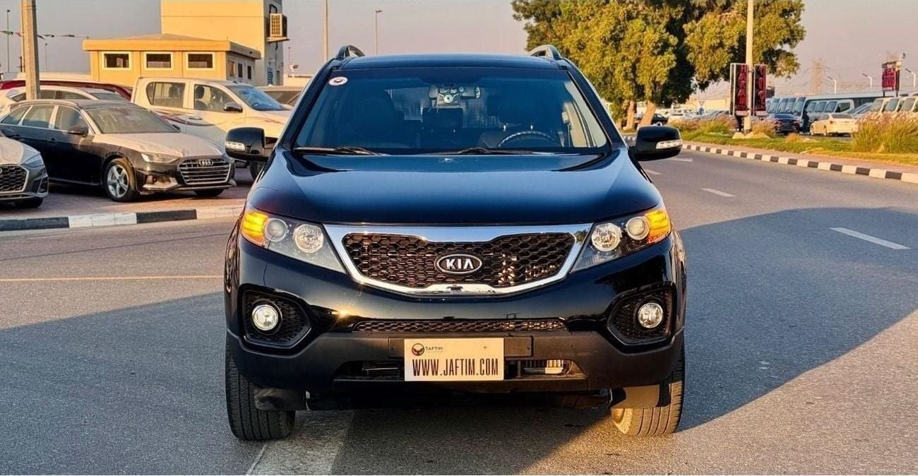Kia Sorento GOOD CONDITION | LHD | 2.0L DIESEL ENGINE | 2010 | DOUBLE SUNROOF | REAR VIEW CAMERA