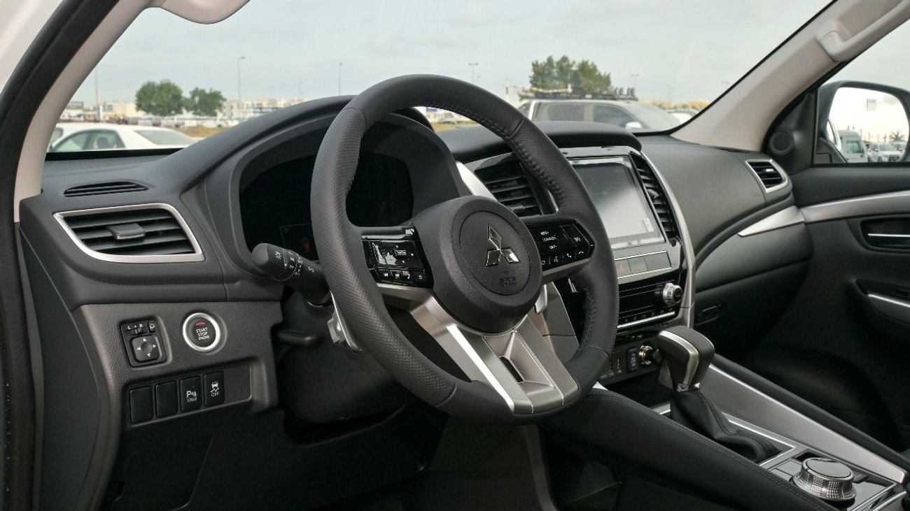 ميتسوبيشي مونتيرو سبورت ميتسوبيشي مونتيرو سبورت جديد كلياً 2026 ميتسوبيشي مونتيرو سبورت GLS (H59) 3.0 لتر 6 سلندر – SUV – مو