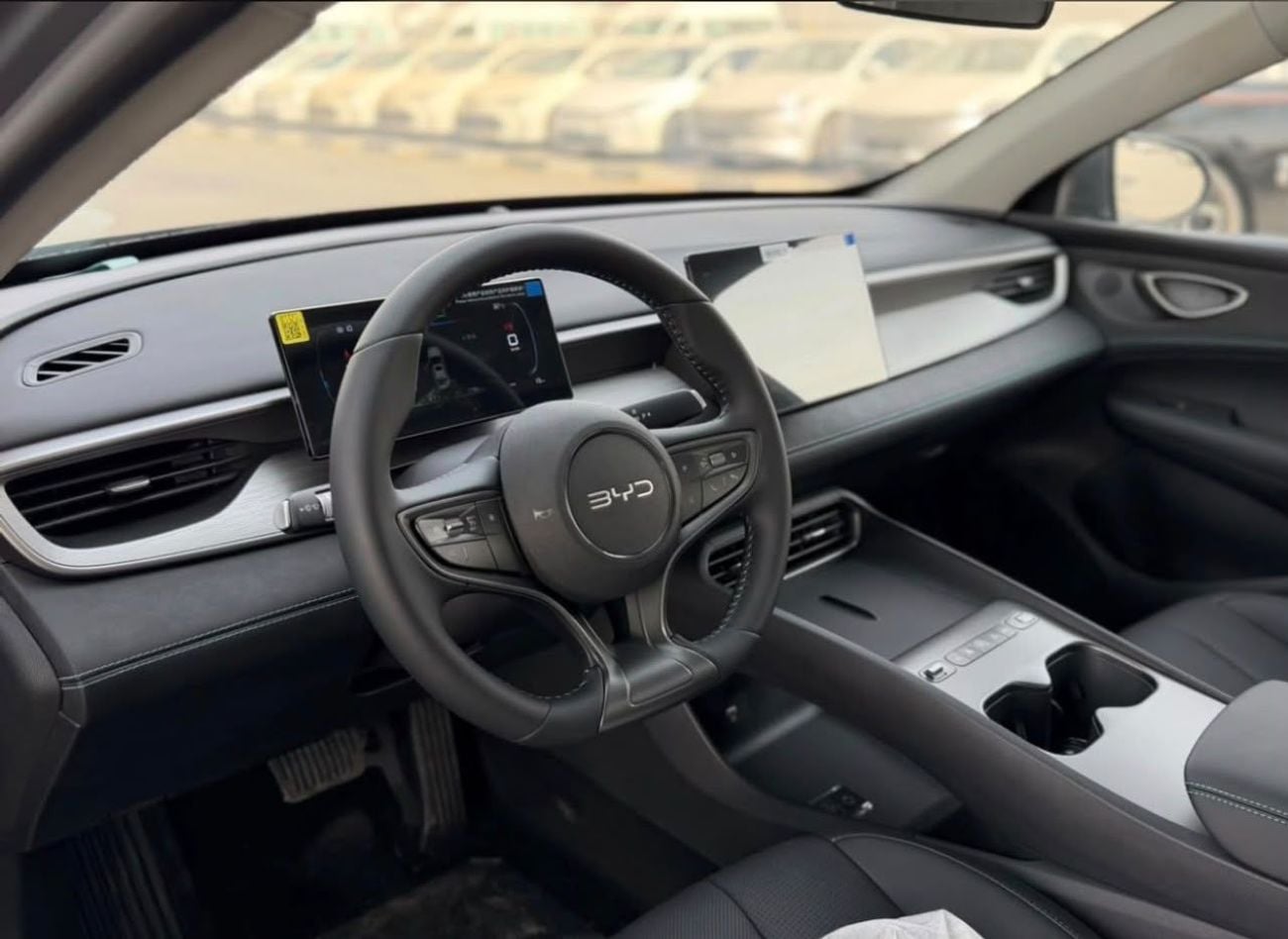 بي واي دي سيل 05 Full option with sunroof battery range 210km
