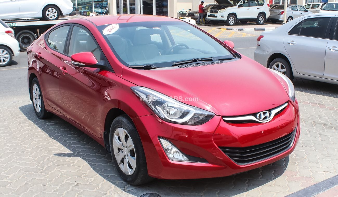 هيونداي إلانترا هيونداى النترا 2015 احمر  خليجى  بحالة ممتازة   بدون حوادث ماشية فليل