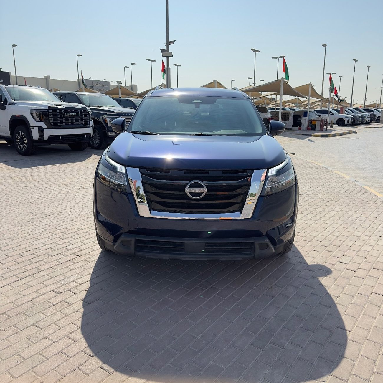 نيسان باثفايندر SV 3.5L AWD (7 Seater)