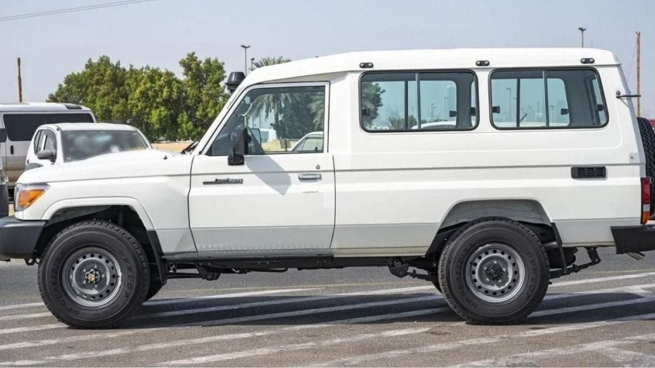 Toyota Land Cruiser 70 LC 78 HARDTOP 2.8L MT LAND CRUISER HARDTOP 3DOOR 4.2L V6 DIESEL