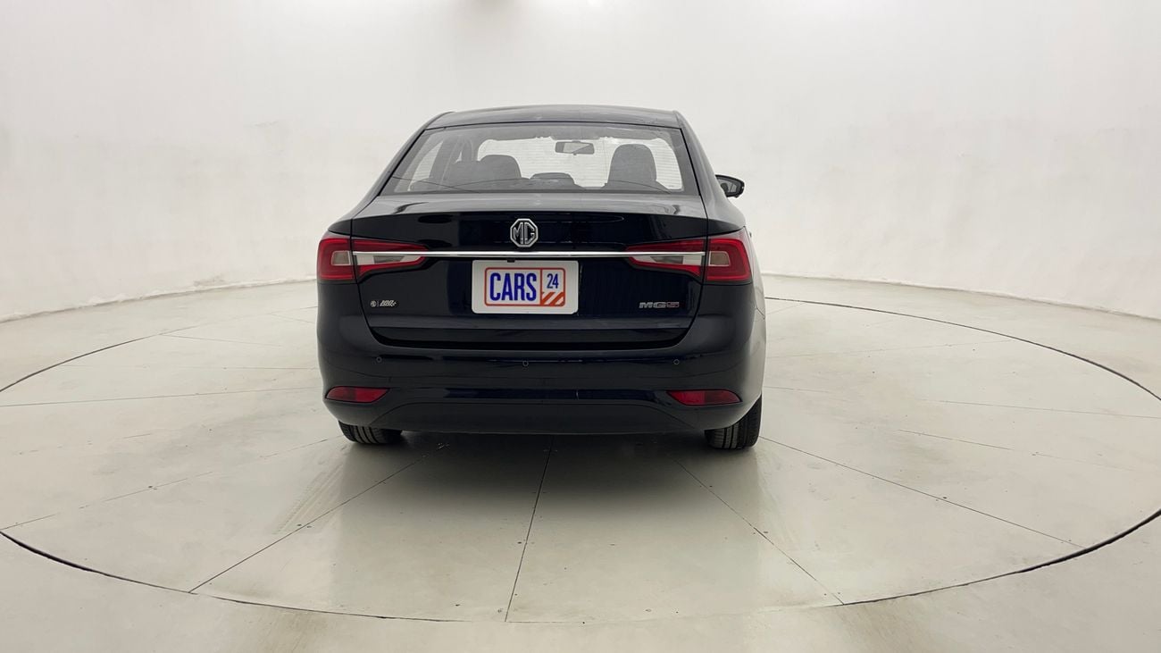 أم جي 5 LUXURY 1.5 | بدون دفعة مقدمة | اختبار القيادة في المنزل