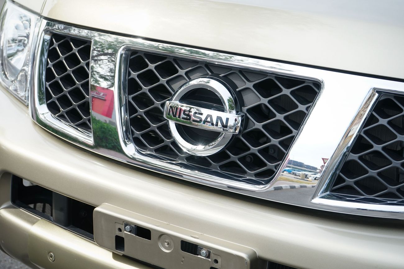 نيسان باترول سفاري Safari 4.8L A/T