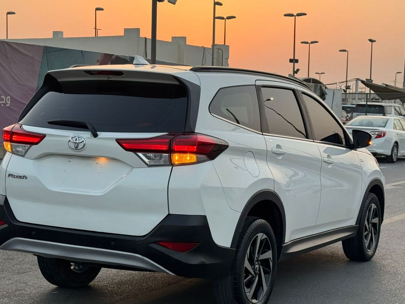 Toyota Rush GL 1.5L