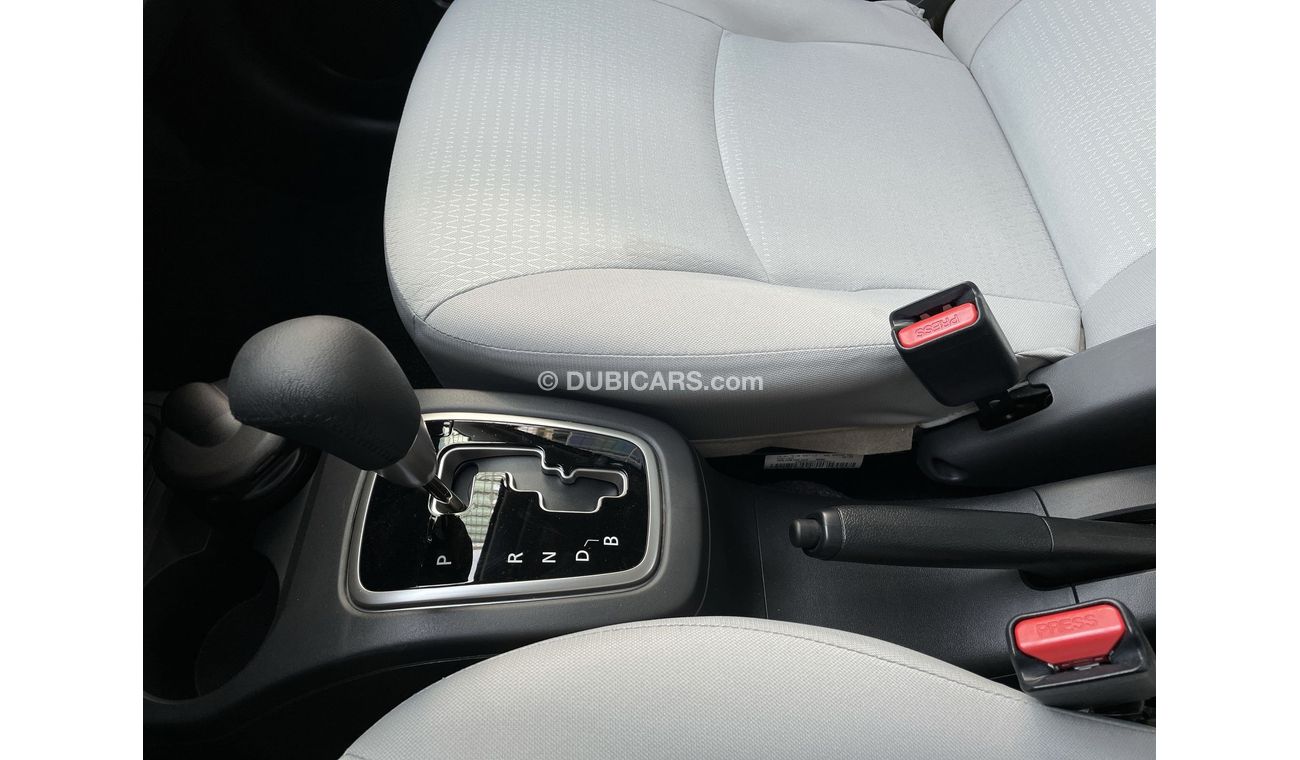 Mitsubishi Attrage 1200