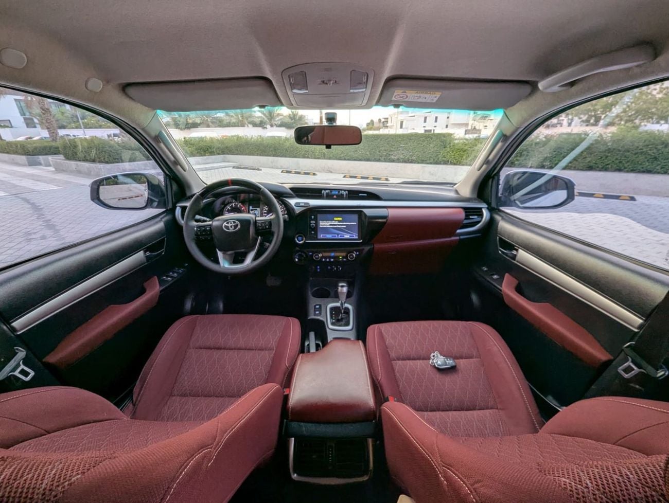 تويوتا هيلوكس Toyota Hilux pickup LHD 2021 white diesel engine 4-cylinder 2.4L