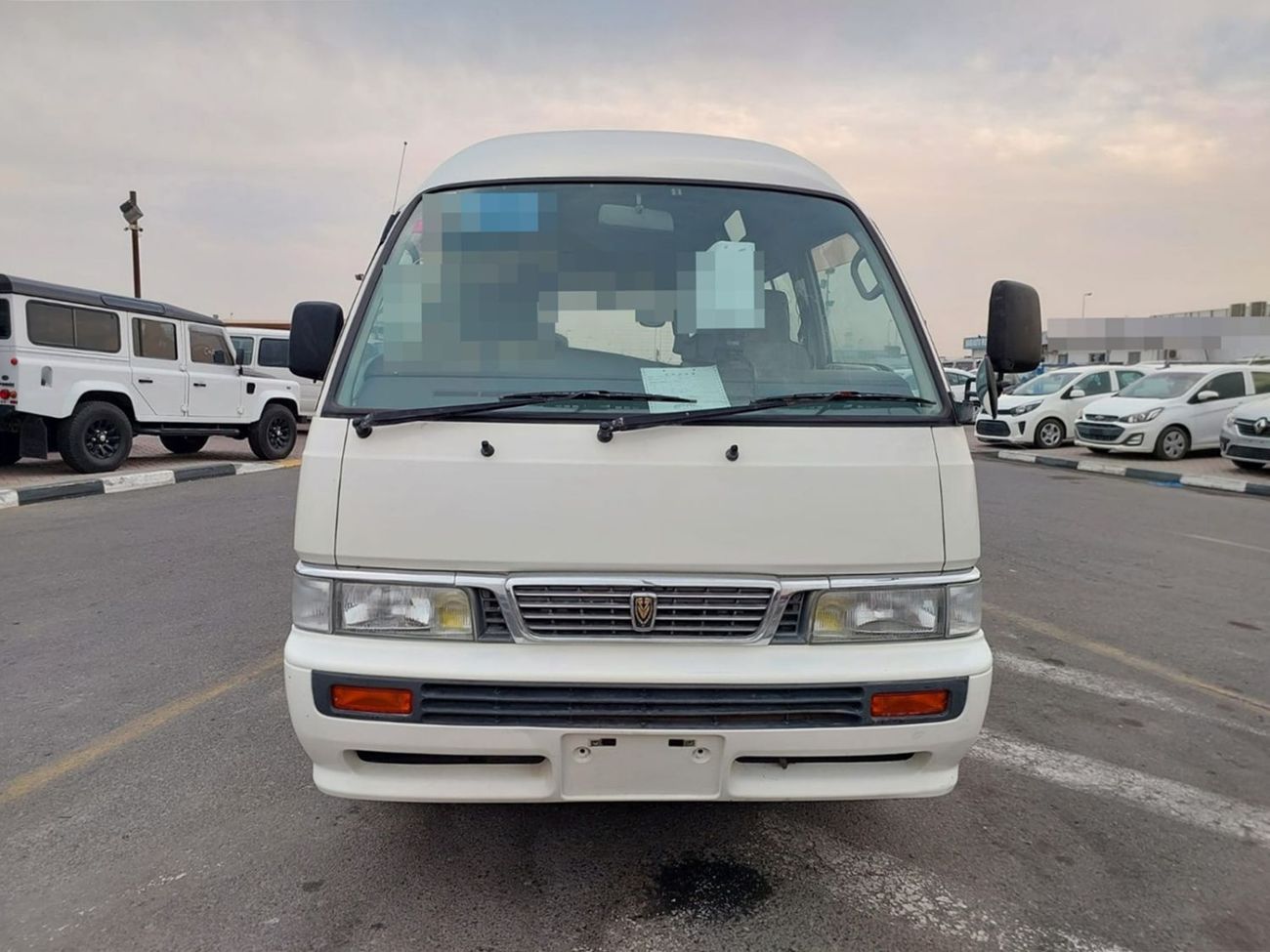 Nissan Caravan NISSAN CARAVAN VAN RHD 2000 MODEL 3.1 L DIESEL AUTOMATIC(PM010502)