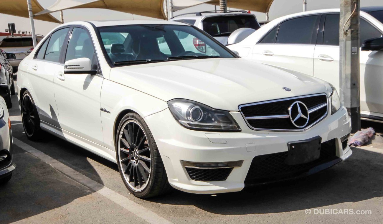 Mercedes-Benz C 63 AMG